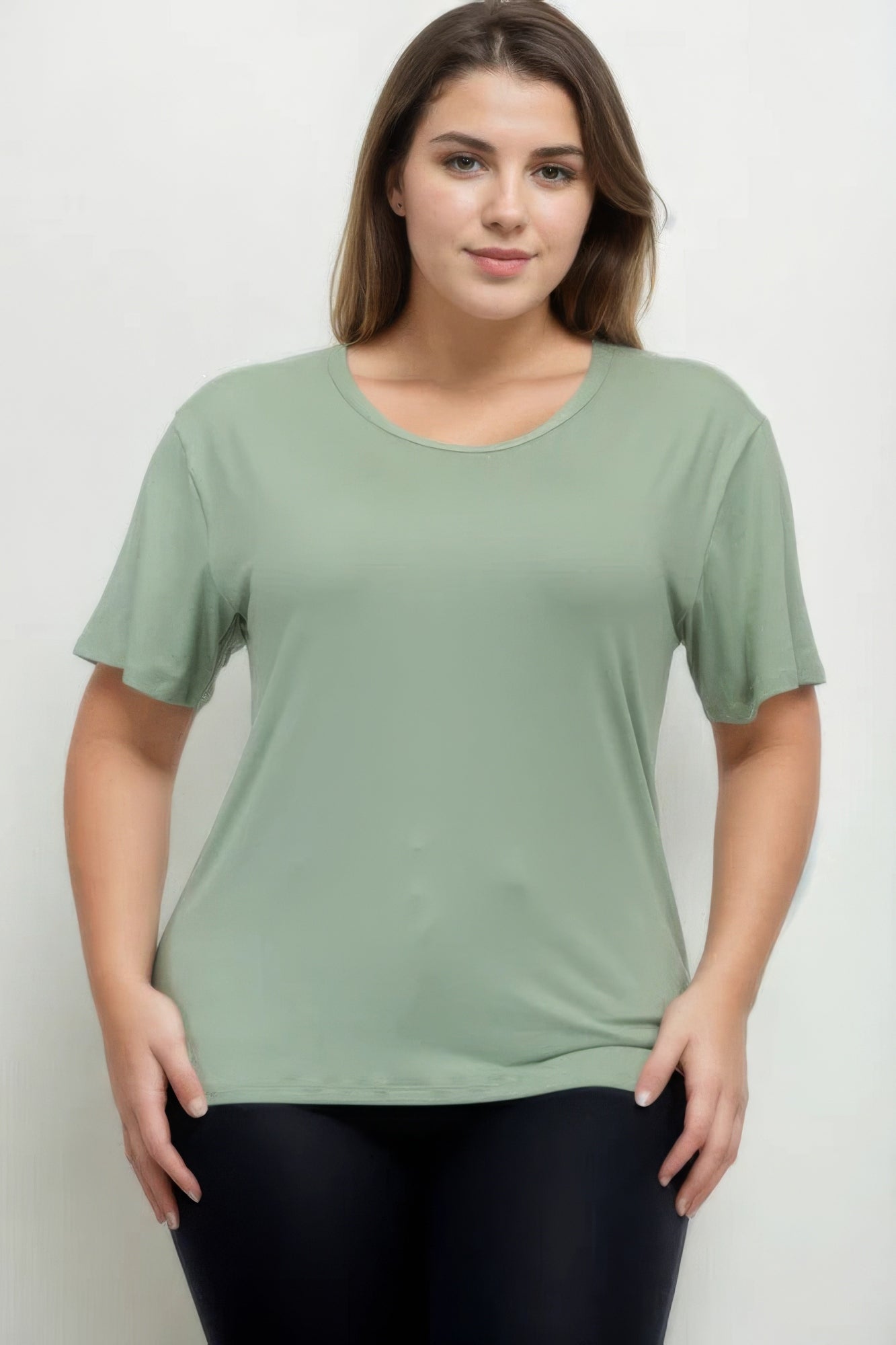 Plus Size Basic Short Sleeve T-shirt - Comfortable perfect fit timeles