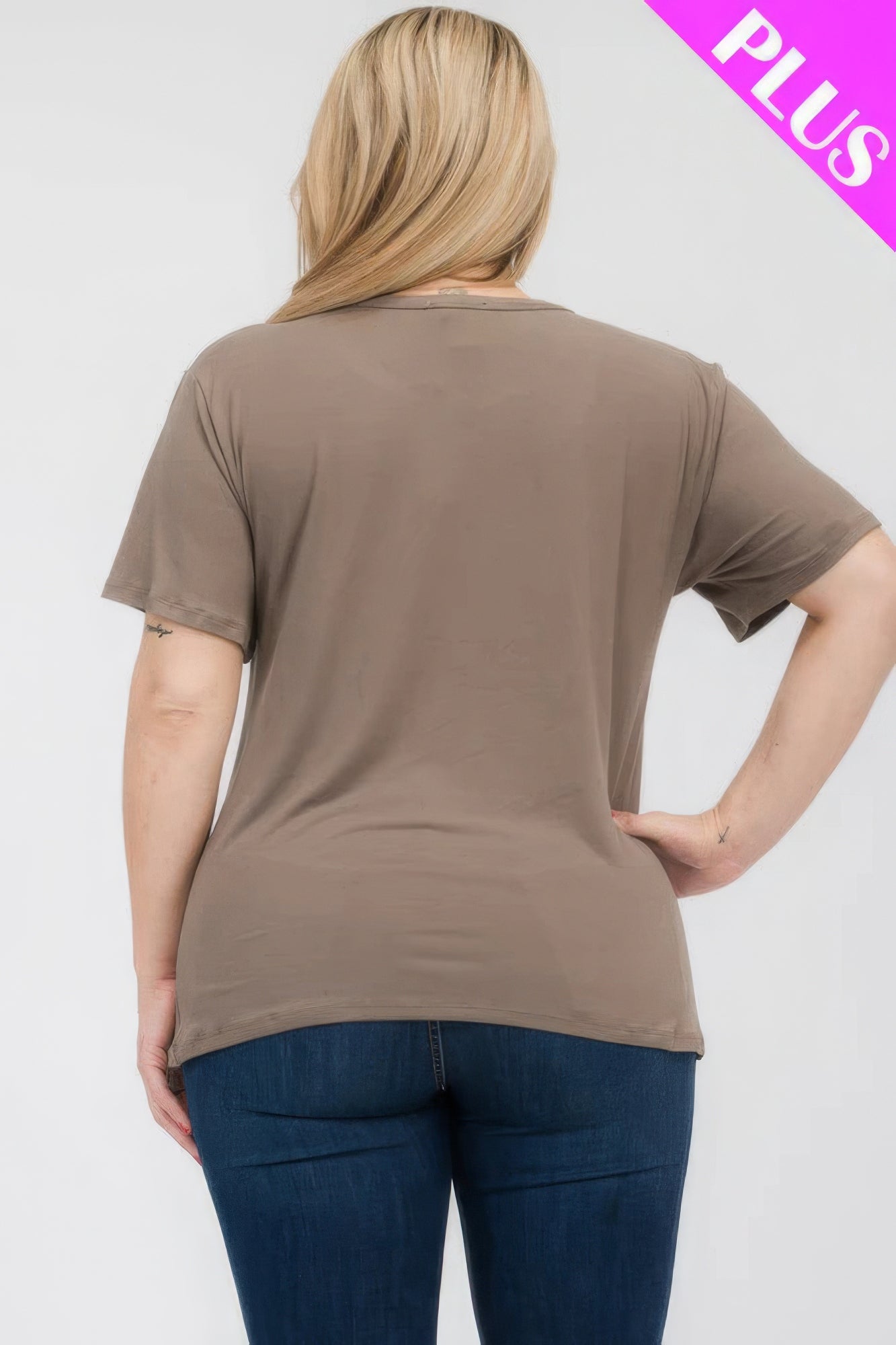 Plus Size Basic Short Sleeve T-shirt - Comfortable perfect fit timeles